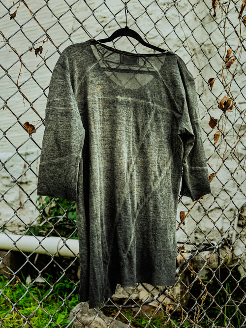 Black Quarter Sleeve